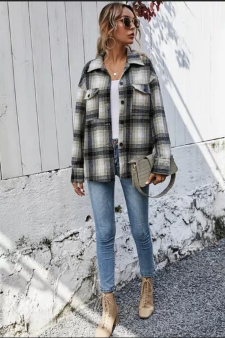 plaid shacket Shaket Jacket Outfit, Fall Jackets Outfit, Shacket Outfit, Plaid Shacket, Trendy Fits, Shein Outfits, Dressy Outfits, Flap Pocket, Jacket Outfits