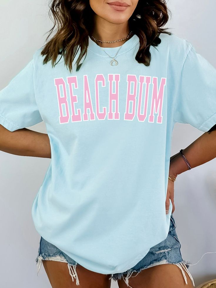 The Ultimate Beach Shirt, get ready for Summer or that Beachy Vacation with this cute Beach Bum Comfort Colors® Tshirt! Comfort Colors Tshirts are super soft and comfy! Size up for a Trendy Oversized look! SHIPS FREE! SIZING TIPS: Size up 2-3 sizes from your "usual size" to get the "Oversized" Look! (2 sizes up is most common, and 3 sizes up is more dramatic) For a "relaxed fit" order your "usual size". When in doubt, lay your favorite fitting Tee flat and measure armpit to armpit and compare th Florida Tshirt, Tee Ideas, Comfort Colors Tshirt, Chic Shirts, Get Ready For Summer, Graphic Tank Tops, Tropical Shirts, Beach T Shirts, Beach Chic