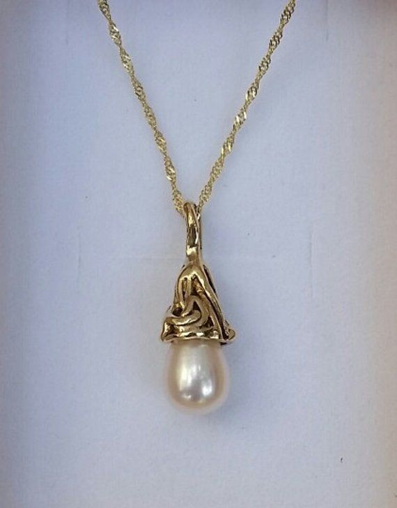 Pearl Gold Pendant, Pearl Gold Necklace, Handmade Pearl Pendant, Bridal Pearl Pendant, Wedding Neckl Heirloom Pearl Pendant Necklace For Wedding, Fine Jewelry Teardrop Pendant Bridal Necklace, 14k Gold Teardrop Pearl Pendant, Exquisite Teardrop Pendant Jewelry For Wedding, Fine Jewelry Bridal Necklace With Teardrop Pendant For Wedding, 14k Gold Pearl Pendant Necklace For Wedding, Hallmarked Pear-shaped Necklaces For Wedding, Classic Yellow Gold Drop Necklace For Wedding, Hallmarked Pear-shaped Necklace For Wedding