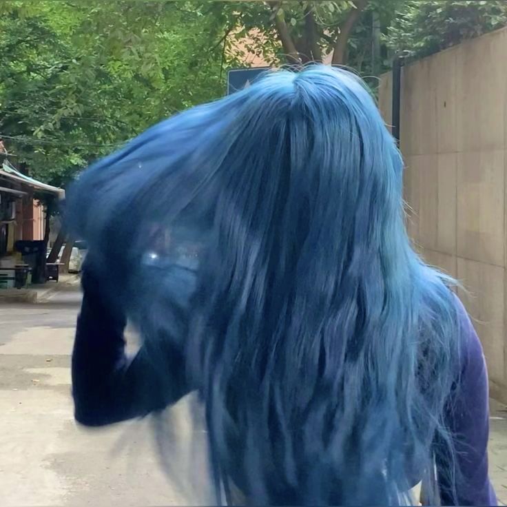 Periwinkle Hair, Electric Blue Hair, Blue Hair Aesthetic, Pastel Blue Hair, Light Blue Hair, Dark Blue Hair, Dyed Hair Inspiration, Pretty Hair Color, Hair Color Blue