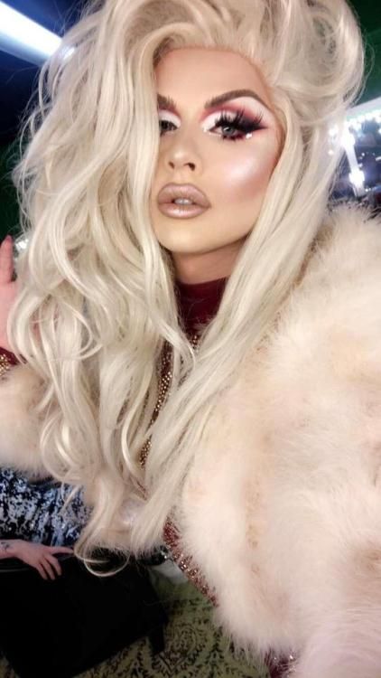 Danny Noriega, Bio Queen, Farrah Moan, Drag Make-up, Rupaul Drag Queen, Drag Queen Makeup, Drag Makeup, Queen Makeup, Photographie Portrait Inspiration