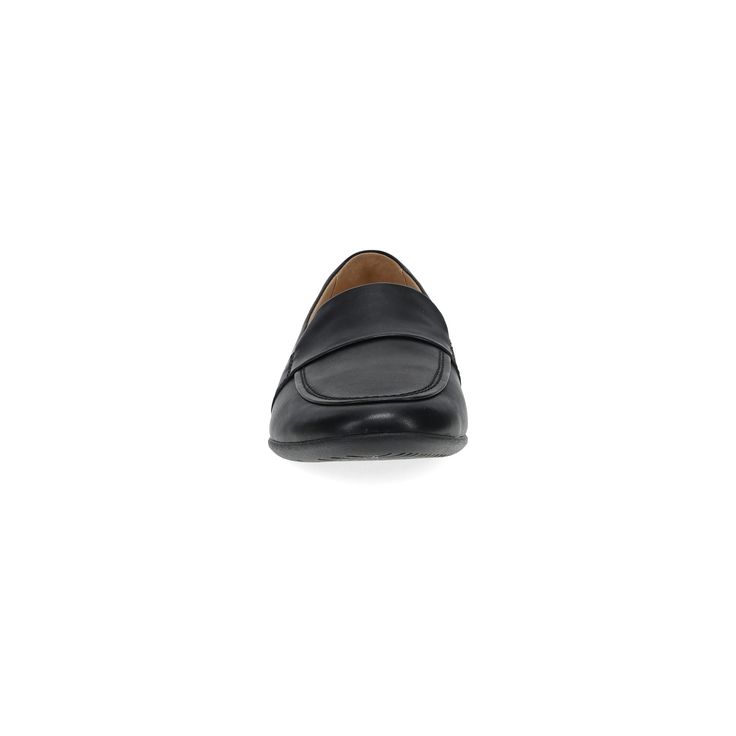 The timeless style of Linden adds all-day comfort and support to a refined loafer that's perfect for the office. Classic Slip-ons With Rubber Sole And Flat Heel, Classic Slip-on Flat Heel Oxfords, Timeless Slip-on Leather Shoes With Plain Toe, Slip-on Moc Toe Loafers For Office, Classic Slip-on Closed Toe Dress Shoes, Office Slip-ons With Textured Sole And Almond Toe, Office Slip-ons With Rubber Sole, Elegant Workwear Slip-ons With Rubber Sole, Classic Slip-on Flats With Plain Toe