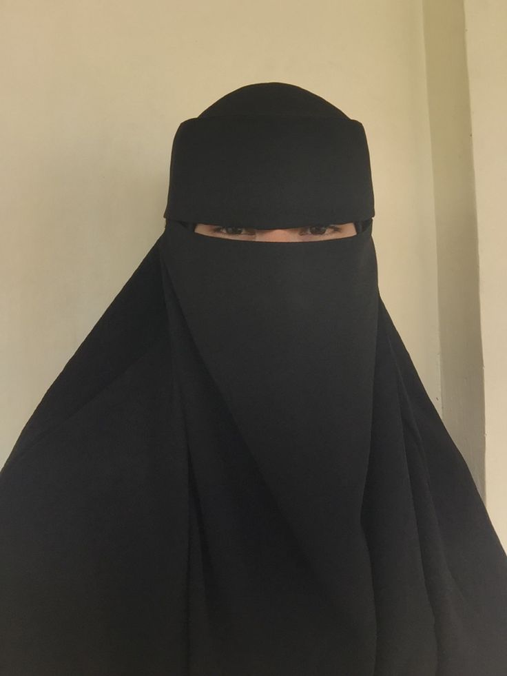 Black Burqa, Mode Niqab, Write Arabic, Niqab Fashion, Stylish Hijab, Muslimah Aesthetic, Muslim Outfits, Muslim Fashion Outfits, Girly Pictures