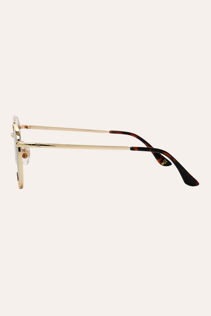 Material : Frames made from metal Protection : Lenses Provide 100% UVA/UVB Protection Frames : Gold-tone Frames Lenses : Smoke-tinted Lenses Gender : Women's Sunglasses The Frye Company, Gold Sunglasses, Classic Gold, Sunglasses & Glasses, Women's Sunglasses, Sunglasses Women, Lenses, Gold Tones, Sunglasses