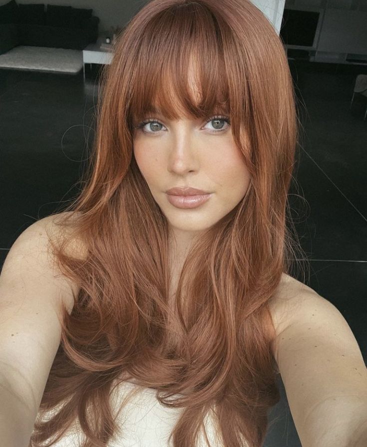 Blue Eyes Copper Hair, Hair Color For Blue Eyes And Olive Skin, Auburn Hair With Curtain Bangs, Copper With Shadow Root, Light Strawberry Brown Hair, Ash Ginger Hair, Copper Light Brown Hair, Copper Hair Olive Skin Tone, Cool Toned Copper Hair