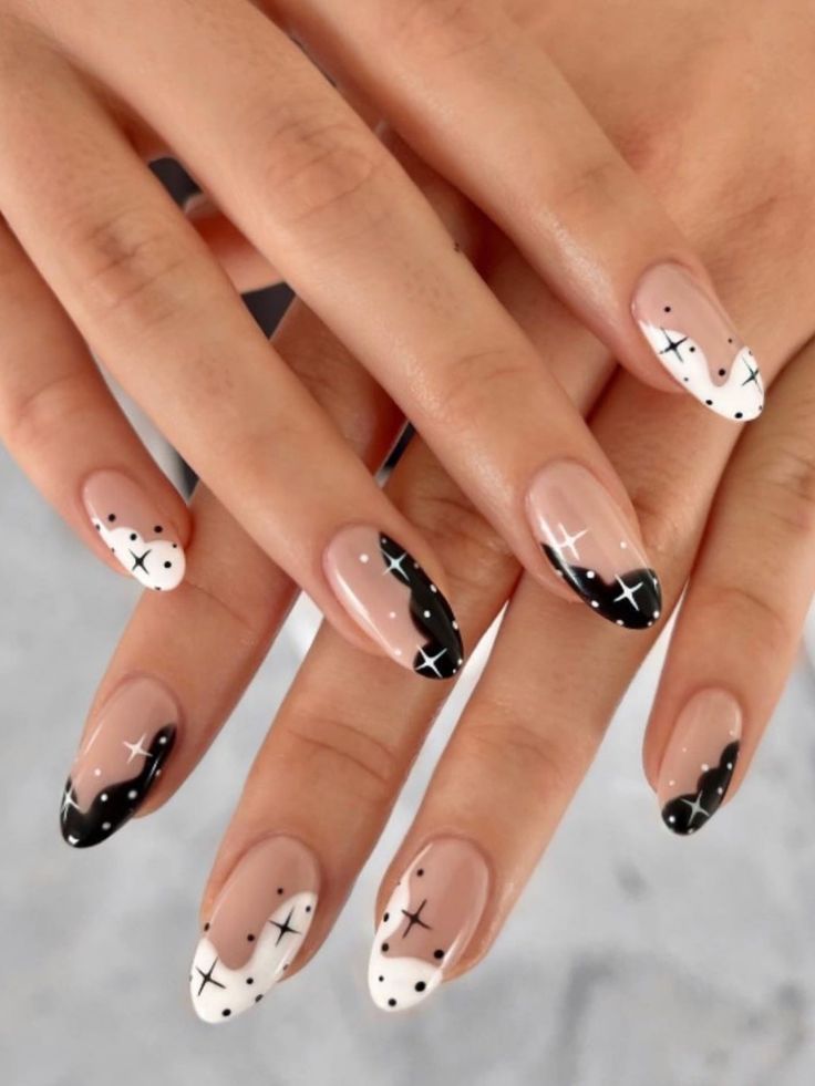 black and white astrology nails White Short Nails, Black And White Nail Designs, Black And White Nail, Black And White Nail Art, White Gel Nails, Black White Nails, Black And White Nails, White Nail Art, White Nail Designs