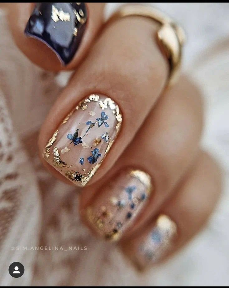 15 cute fall nail ideas and winter nail designs you don't want to miss! I'm definitely getting #6 tomorrow - I just can't help myself! Too cute! winter nail trends #nails #fallnails #winternails #manicure Nail Bling, Japanese Nail, Orange Nails, Elegant Nails, Manicure Y Pedicure, Nail Inspiration, Fancy Nails, Chic Nails, Nail Arts