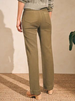 It's all about our signature Stretch Terry fabric in this 70s-inspired slim, flare-leg style. With all the all the support and recovery of your favorite denim and the stretch and comfort of a pair of loungewear, Faherty has perfected these to be your go-to everyday pants. This season, we've tailored them with a stretchier waistband and an updated fit through the hips and thigh. Details Fit: Relaxed fit. 11 1/4" Rise, 32" Inseam. These bestselling pants have a secret weapon – a proprietary stretc Everyday Pants, Comfortable Pants, Loungewear Luxury, Terry Fabric, 70s Inspired, Pocket Pants, Jacket Sale, Patch Pocket, Sweater Outfits