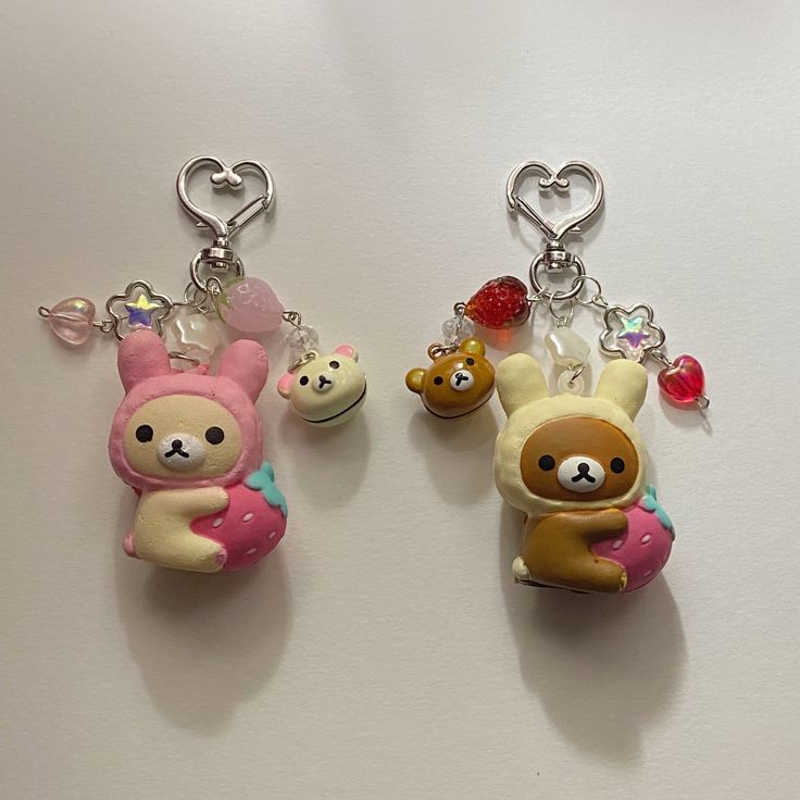 Small Cute Things, Character Accessories Ideas, San X Characters, Kawaii Keychains, Keychains Cute, Cute Key Chains, Kawaii Keychain, Cute Trinkets, Keyring Ideas