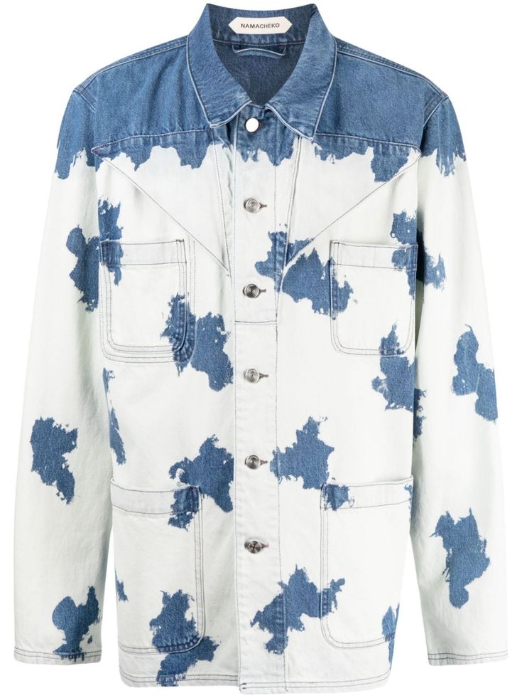 milk white/indigo blue cotton bleach wash pointed flat collar front button fastening four front patch pockets extra-long sleeves straight hem Pointed Flat Collar, Bleached Denim, Flat Collar, Extra Long Sleeves, Bleach Wash, Mens Outerwear, Indigo Blue, Extra Long, Outerwear Jackets