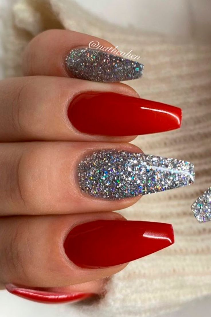 Cute red nails coffin shaped with two accent silver glitter nails design! - Credit: Instagram@nathcohen Red And Silver Nails, Cute Red Nails, Shorties Nails, Match Nails, Be More Feminine, Oval Acrylic Nails, Hoco Nails, Luggage Organizer, Classy Nail