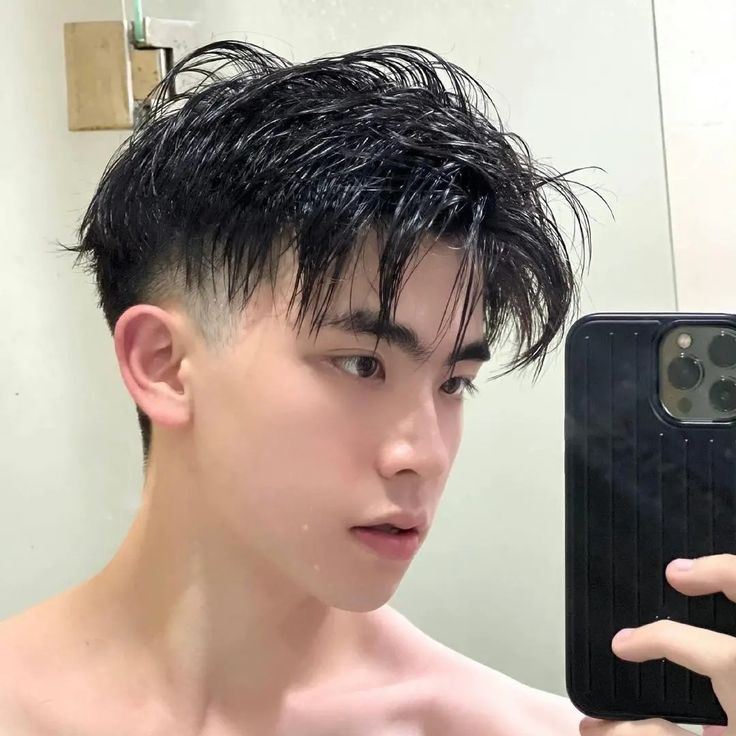 David Hair, Mens Haircuts Straight Hair, Short Hair For Boys, Men Haircut Curly Hair, Asian Haircut, Mens Hairstyles Thick Hair, Wavy Hair Men, Medium Length Hair Men, Men Hair Color