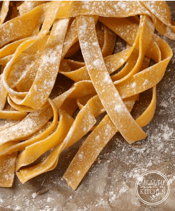 some kind of pasta with powdered sugar on top