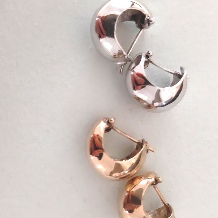 "𝗪𝗔𝗡𝗧 𝟭𝟬% 𝗢𝗙𝗙 𝗧𝗢𝗗𝗔𝗬? Get your code at https://bit.ly/2Jlkfoz (Just copy and paste that into your browser.). --------------------------------------------------------------- Precious and trendy wide 14k rose gold huggies earrings, which look great with both long and short hair. These lovingly handcrafted earrings are very comfortable and fun for everyday wear or for special occasions. Gift them to the most loving woman in your life and watch her smile! Measurements: width 13.60 mm = Elegant Crescent Huggie Earrings, Polished Metal Hoop Huggie Earrings, Silver 14k Gold Pierced Huggie Earrings, Silver 14k Gold Polished Huggie Earrings, Silver Teardrop Hoop Earrings In 14k Gold, 14k Gold Silver Huggie Earrings With Polished Finish, Silver 14k Gold Teardrop Hoop Earrings, Rose Gold Sterling Silver Hoop Earrings With Polished Finish, Rose Gold Polished Sterling Silver Hoop Earrings