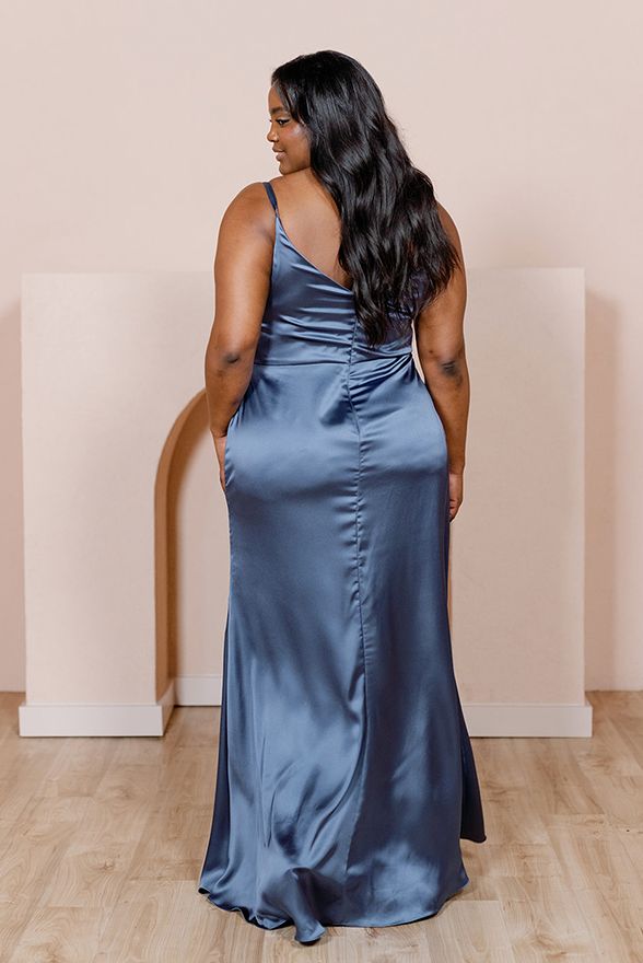 Our Giada Satin dress is a stunner, perfect for that gorgeous summer wedding! This modest dress has a front knot detail that showcases a timeless and elegant style and still provides coverage in its silhouette, making it the perfect dress for all body types. Pair this dress with its sister style the Gwen Satin dress for a complete and polished bridal look! FEATURES: Flowing A-line silhouette V-neckline Built-in bra cups and vertical boning for support Adjustable satin spaghetti straps Back zippe Wedding Parties Colors, Stunning Style, Modest Dress, Bridesmaid Dress Colors, Satin Dress, Bra Cups, Modest Dresses, Bridal Looks, Dress Backs