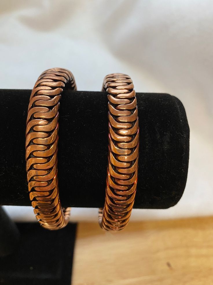 All copper filler wire bracelet Brown Copper Bangle, Wire Bracelet, Cuff Bracelets, Hand Made, Copper, Cuff, Ships, Bracelet