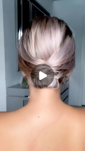 Very Short Hair Updo, Pinup Hair Short, Bob Updo Hairstyles, Short Hair Updo Easy, Fine Hair Updo, Bob Updo, Short Hair Updo Tutorial, Hair Updos Tutorials, Short Hair Up