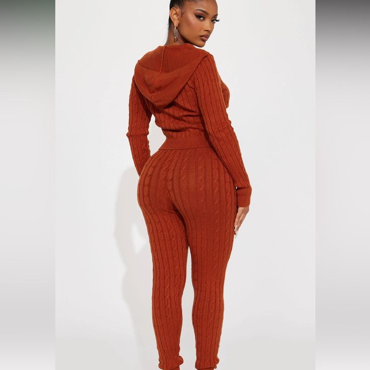 Rust Knit Lounge Leggings Dress Up Or Down Kelly Green Sweater, Zipper Leggings, Fashion Nova Pants, Knit Leggings, Dinner Outfits, Crop Top Sweater, Sweaters And Leggings, Casual Dinner Outfit, Green Sweater