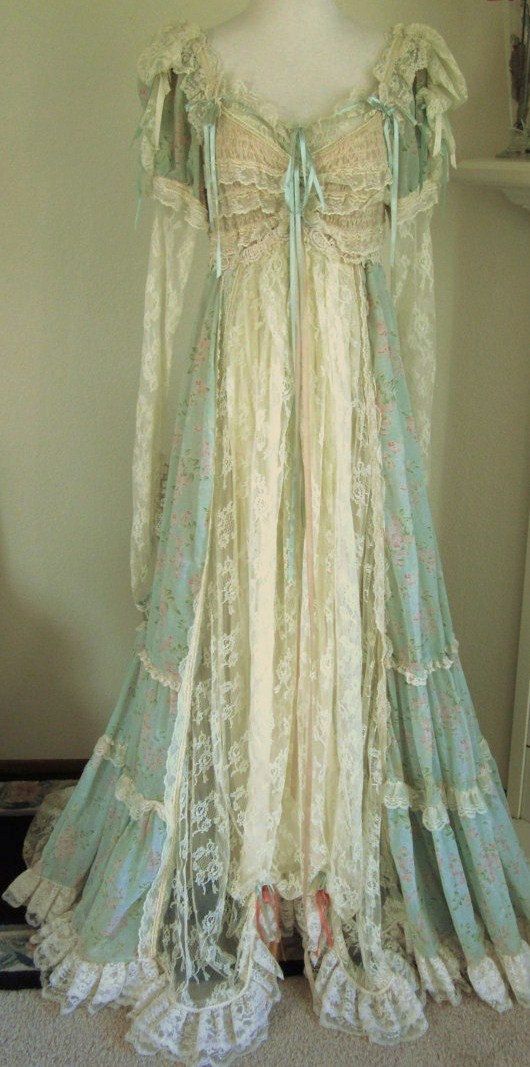 Dressing gown 1910s Gown, 1910 Dresses, 1910 Dress, Antique Dresses, Tea Gown, Old Dresses, Antique Dress, Fairy Fashion, Vintage Gowns