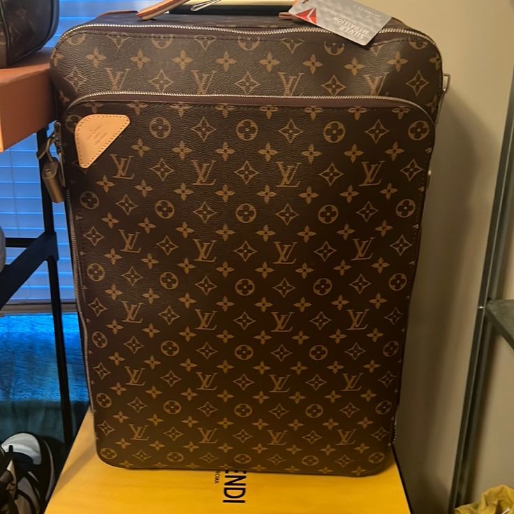 Louis Vuitton Luggage, No Damage, Just Use To Travel Once Designer Brown Travel Bag, Luxury Brown Luggage With Luggage Sleeve, Designer Luggage For Trips, Designer Brown Monogram Canvas Travel Bag, Designer Brown Rectangular Luggage, Brown Monogram Canvas Travel Bag With Luggage Sleeve, Designer Brown Luggage For Travel, Designer Brown Travel Bag For Trips, Classic Brown Monogram Canvas Luggage