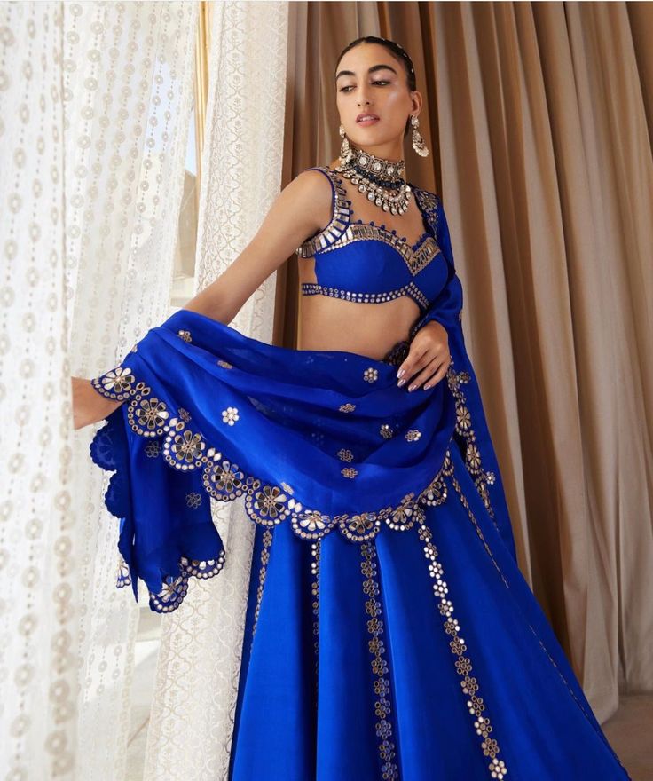 Royal Blue Flower Linear Lehenga Set Vvani by Vani Vats - Fabilicious Fashion Mina Hasan, Royal Blue Lehenga, Vani Vats, Wedding Ootd, Sheer Dupatta, Royal Blue Flowers, Mirror Embroidery, Stitching Ideas, Organza Blouse