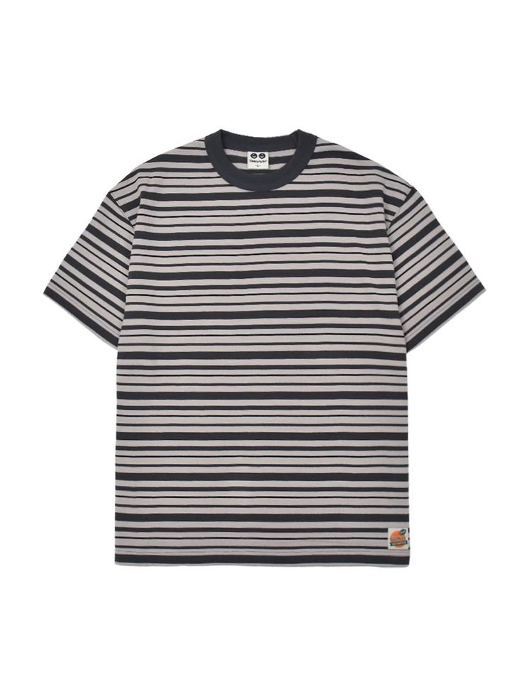 This is a casual and comfortable t-shirt that is made out of high quality cotton 100% fabric. With design detail of ribbed round neckline and unique stripe pattern overall, it gives a trendy and casual look. - Relaxed silhouette- Round ribbed neckline- Woven logo label on the hem- Stripe pattern overall Logo Label, Ribbed Neckline, Stripes Pattern, Round Neckline, Design Details, Casual Looks, Overalls, Top Outfits, Mens Outfits