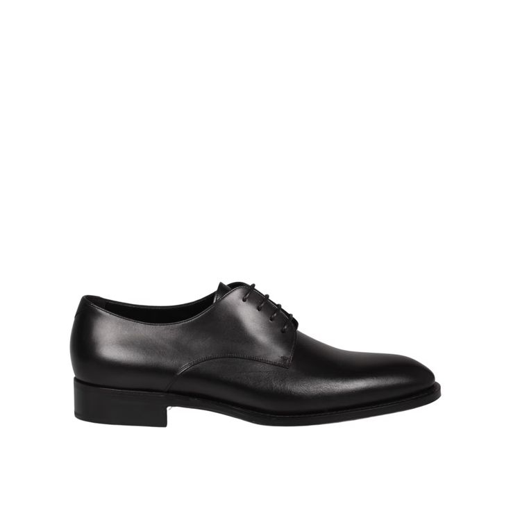 - Composition: Cuir 100% veau - Intérieur: Cuir - Sole intérieure: Cuir - Sole: Cuir - Toe rond - Ferme à lacets avant - Cuir semi -hiné - Fabriqué en Italie - Black Lace Up Shoes, Formal Loafers, Formal Shoes For Men, Saint Laurent Shoes, Mens Formal, Silver Shoes, Slides Shoes, Derby Shoes, Moto Boots