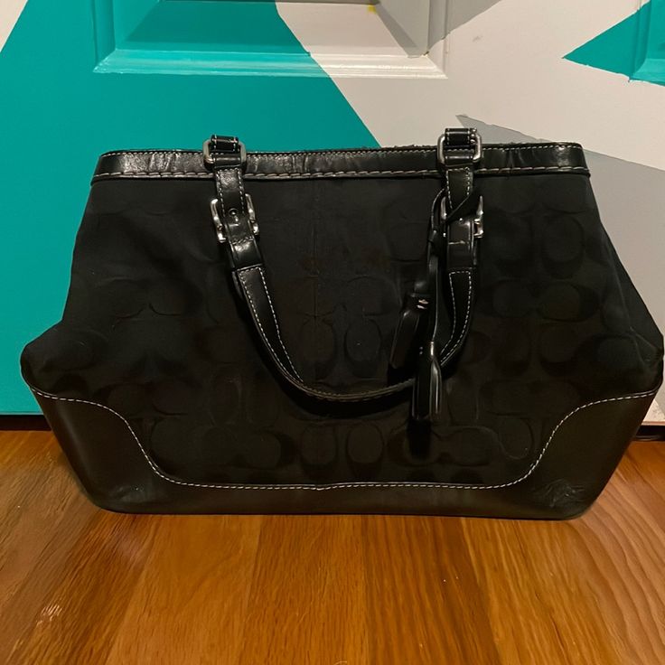 Real Never Used Good Condition Coach Black Shoulder Bag For Errands, Coach Black Shoulder Bag With Top Carry Handle, Black Coach Shoulder Bag With Top Carry Handle, Casual Black Coach Bag, Coach Black Bag For Everyday Use, Coach Black Shoulder Bag For Daily Use, Black Coach Shoulder Bag For Daily Use, Black Coach Bag For Everyday Use, Black Coach Bag For Daily Use