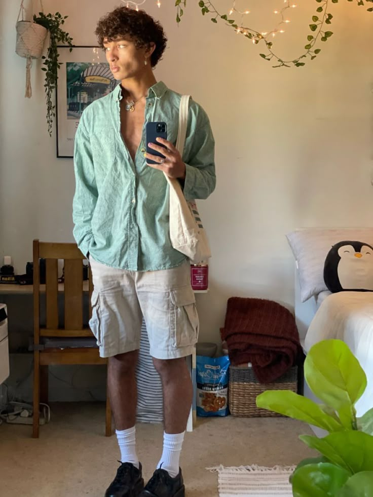 2000s Fashion Men Summer, Spring Aesthetic Outfit Men, Summer Fits For Guys, Straight Fit Jeans Outfit Men, Men’s Summer Fits, Outfit Ideas Men Summer, Feminine Guys Aesthetic, Beach Fits Men, Button Up Shirt Men Outfits