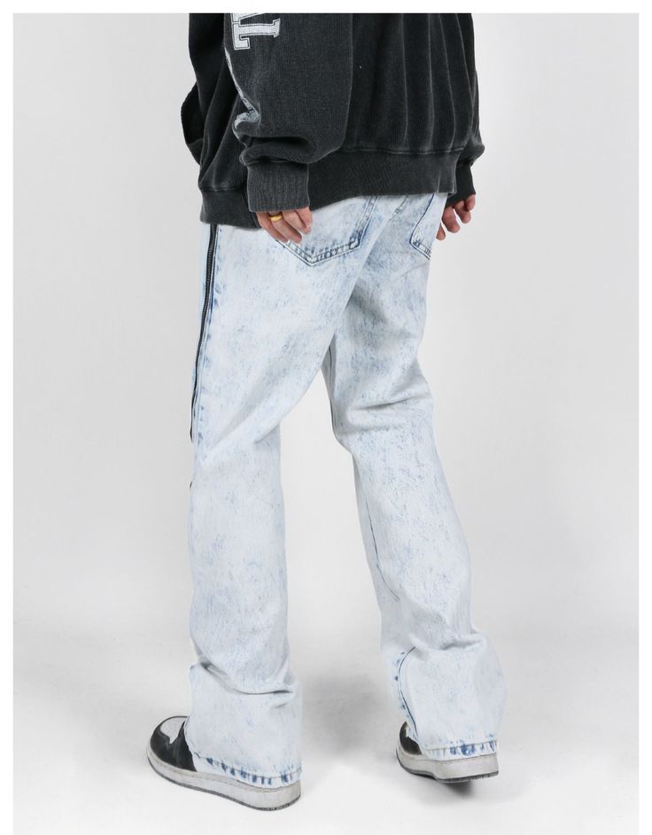 Update your wardrobe with these stylish acid washed jeans! Featuring a diagonal side zipper, they offer comfort and an edgy touch. Model is 5'9 wearing L Grey Jeans Men, Style Harem Pants, Style Smart Casual, Streetwear Pants, Joggers Track Pants, Zipper Jeans, Mens Fashion Jeans, Pants Fabric, Acid Wash Jeans