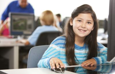 Child-friendly testing for young learners. Useful advice for new teachers. #teachers #ESL #EFL Computer Student, Efl Teaching, Computer Class, Learning Technology, Online Teachers, Teacher Education, Training And Development, Language Teaching, New Teachers