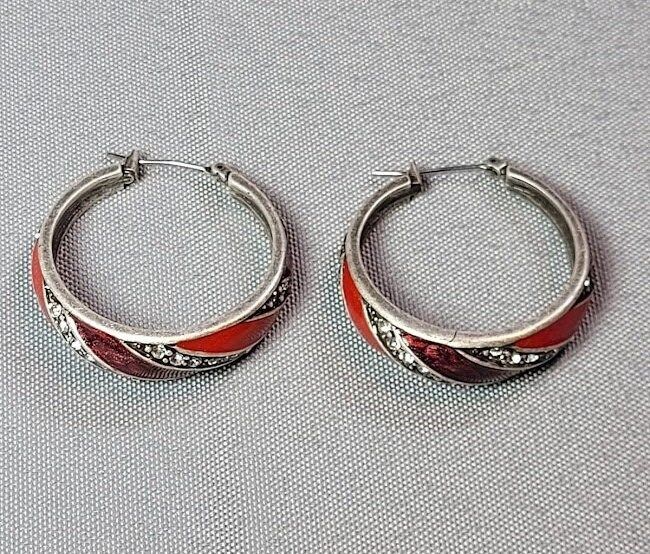 Red, glitter red & rhinestone alternating design hoop dangles. These earrings hang parallel to the neck. Hypoallergenic posts. Lead & nickel safe. Red Small Hoop Metal Jewelry, Small Hoop Red Metal Jewelry, Red Metal Small Hoop Jewelry, Nickel-free Red Hoop Earrings, Nickel Free Red Hoop Earrings, Red Small Hoop Nickel-free Earrings, Red Nickel-free Small Hoop Earrings, Small Red Nickel-free Hoop Earrings, Small Red Hoop Earrings Nickel Free