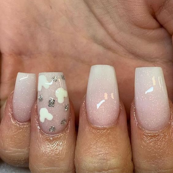 Disney Themed Nails, Disneyland Nails, Mouse Nails, Nail Art Noel, Disney Inspired Nails, Disney Acrylic Nails, Cruise Nails, Mickey Nails, Disney Nail