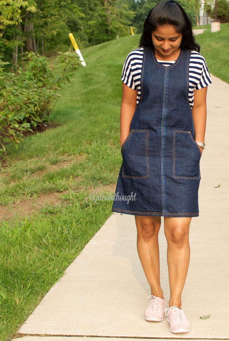 York Pinafore, Helens Closet, Pinafore Dress Outfit, Pinafore Outfit, Pinafore Dress Pattern, Pinafore Pattern, Simple Dress Pattern, Denim Pinafore Dress, Denim Pinafore