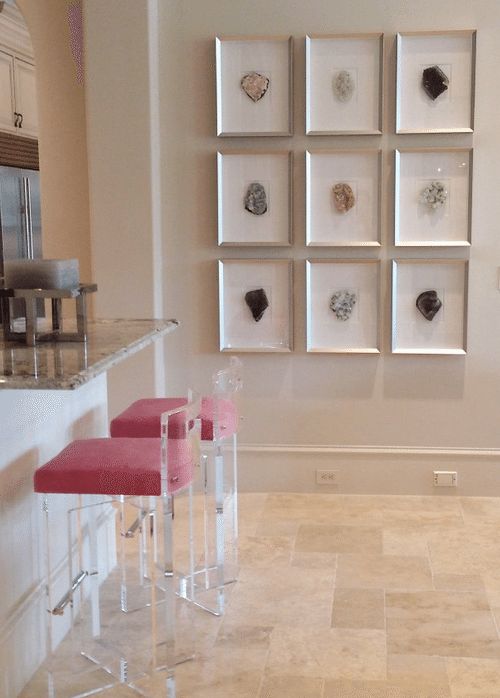 Forget your memories of grade-school rock collections. Here are 10 stylish ways to display gemstones in your own home. Rock Collection Display, Geode Decor, Crystal Room, Displaying Crystals, Cosy Home, Teen Room Decor, Crystals In The Home, Crystal Decor, Girls Room Decor