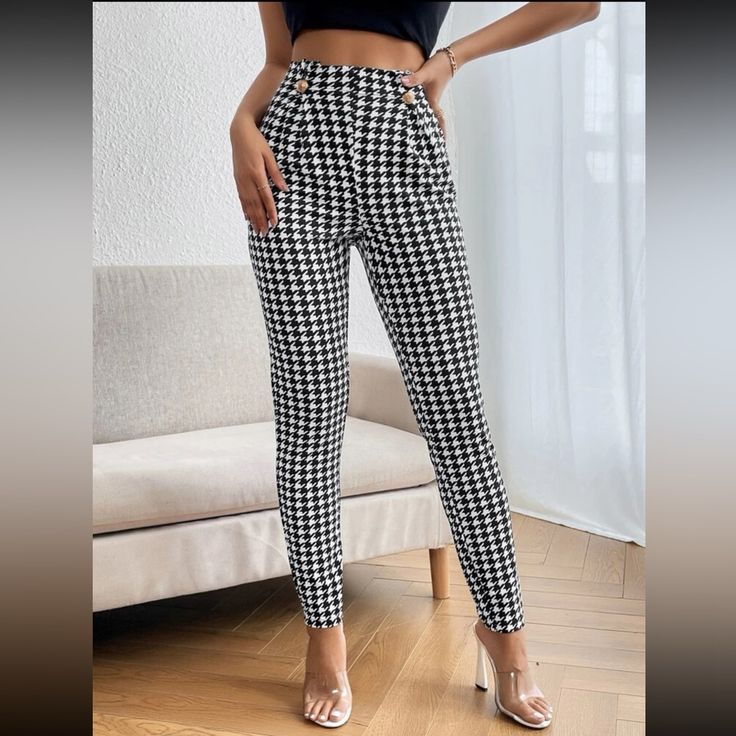 Introducing These Trendy Nwot Houndstooth Print Button Detail Pants From Shein! Never Worn And In Excellent Condition. The Chic Houndstooth Pattern Combined With Stylish Button Details Adds A Touch Of Sophistication. Versatile For Various Occasions. Elevate Your Wardrobe With These Fashion-Forward Pants! Trendy High Waist Houndstooth Bottoms, Chic Houndstooth High-waisted Pants, Casual High-waisted Houndstooth Pants, Chic White Bottoms With Houndstooth Pattern, White Chic Bottoms With Houndstooth Pattern, Chic White Houndstooth Bottoms, Chic Houndstooth White Bottoms, Black Houndstooth Pants For Office, Black Houndstooth Office Pants