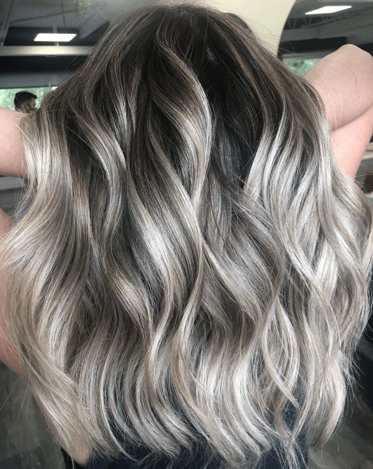 Blonde To Grey Balayage, Balayage For Fine Hair Mid Length, Grey Blonde Balayage Dark Roots, Fall Bayalage Blonde Ash, Dark Shadow Root With Blonde, Ash Blonde Shadow Root Balayage, Gray Blonde Hair Balayage Dark Roots, Dark Shadow Root Blonde Platinum, Medium Length Ash Blonde Balayage