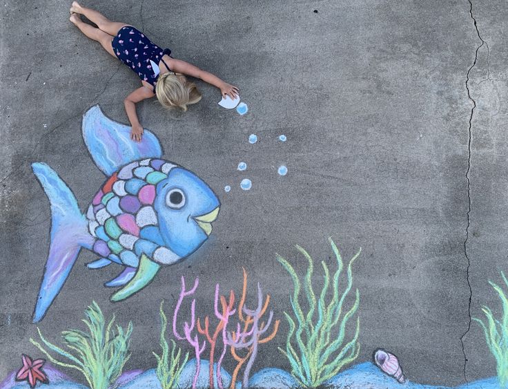 Rainbow Fish Chalk Fish Drawing, Ocean Chalk Art, Fish Chalk Art, Mermaid Chalk Art, Underwater Chalk Art, Chalk Doodles, Chalk Mermaid, Mermaid Sidewalk Chalk Art, Chalk Pictures