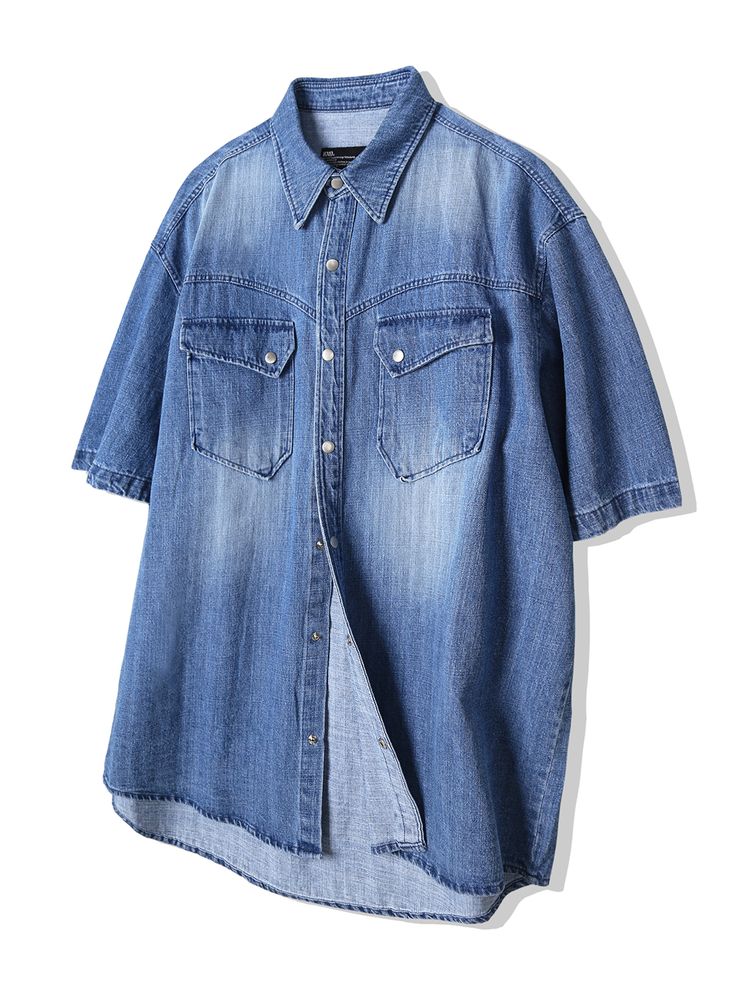 Editor's notesWashed Denim Western Shirt by KND is made of 100% cotton, providing a cool and lightweight feel. This shirt is a denim shirt with a curved-shaped yoke and slanted pocket details on the front. It features a relaxed loose fit. The fabric has undergone bleach and brush washing processes, giving it a more vintage look. The buttons used are snap buttons. It is a versatile shirt that can be styled with various outfits.- Relaxed loose fit- Two chest pockets- Slap button type- Versatile it Summer Dark Wash Chambray Shirt, Dark Wash Summer Shirt With Pockets, Chambray Denim Top With Pockets, Short Sleeve, Short Sleeve Chambray Denim Top With Pockets, Medium Wash Summer Shirt, Relaxed Fit Chambray Shirt With Short Sleeves, Relaxed Fit Short Sleeve Chambray Shirt, Washed Blue Short Sleeve Denim Shirt, Oversized Washed Denim Top For Summer