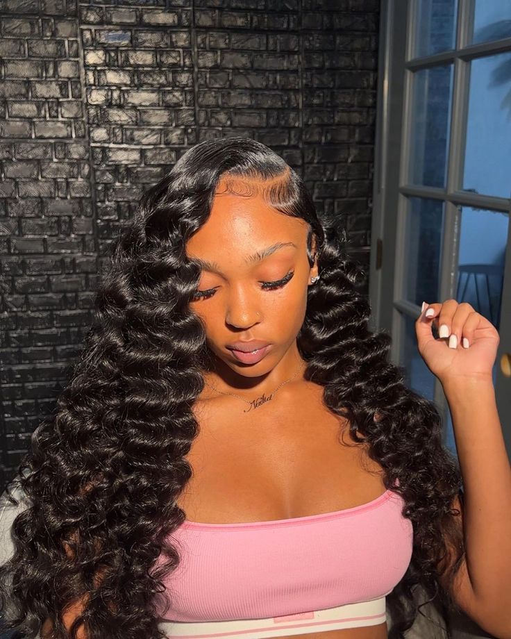 Wand Curls Black Women, Curls Black Women, Classy Hairstyles, Lover Girl, Crimped Hair, Braided Ponytail Hairstyles, Work Hairstyles, Hair Laid