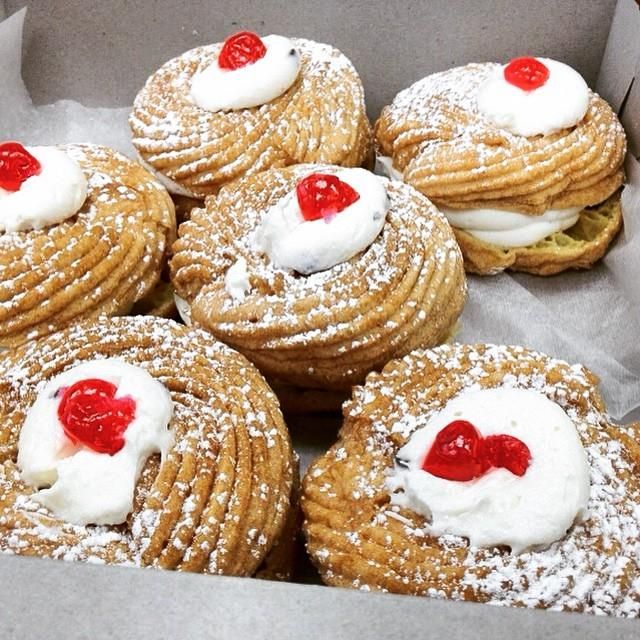 some very tasty looking pastries in a box