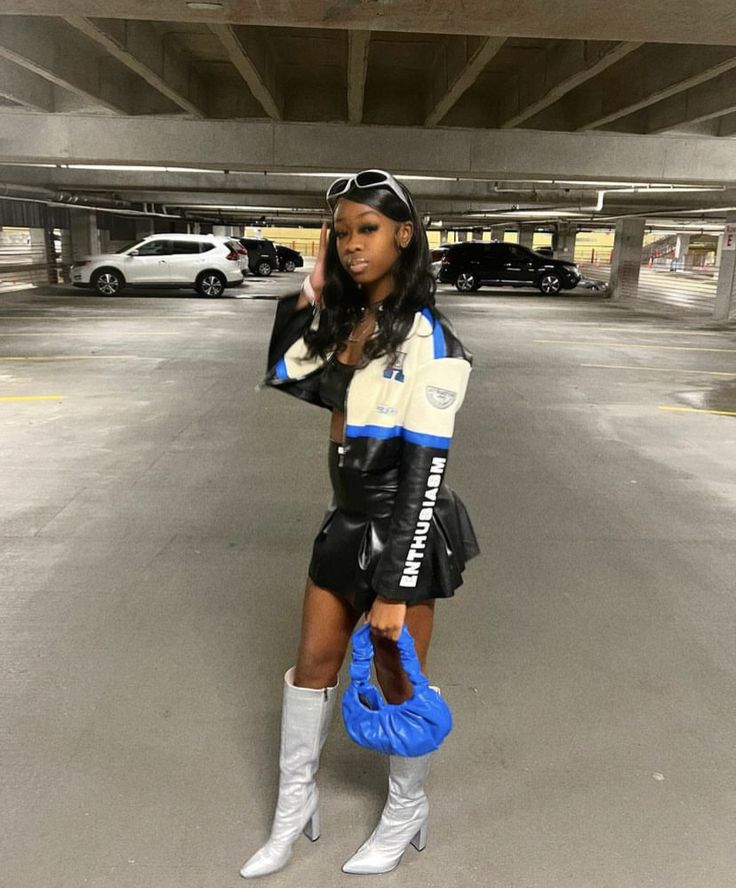 Birthday Outfits Black Women School, Skirt Outfits Black Women Birthday, Fall Birthday Outfits Black Women, Drake Concert Outfit Ideas, Drake Outfit, Star Streetwear, Drake Concert Outfit, Outfit Ideas Baddie, After Prom Outfit