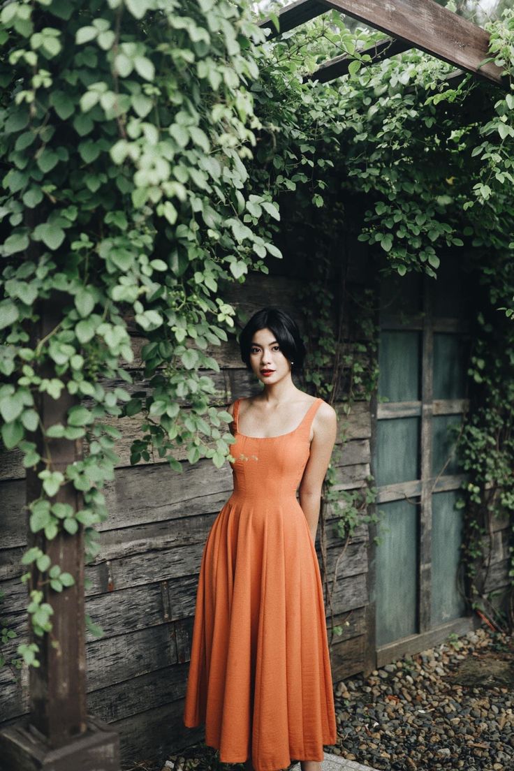 Maxi Circle Skirt Outfit, Vintage Inspired Formal Dress, Midi Fall Dress, Dresses For Soft Natural, Orange Evening Dress, Prom Dress Orange, Cotton Summer Dresses, Orange Evening Dresses, Satin Sleeves