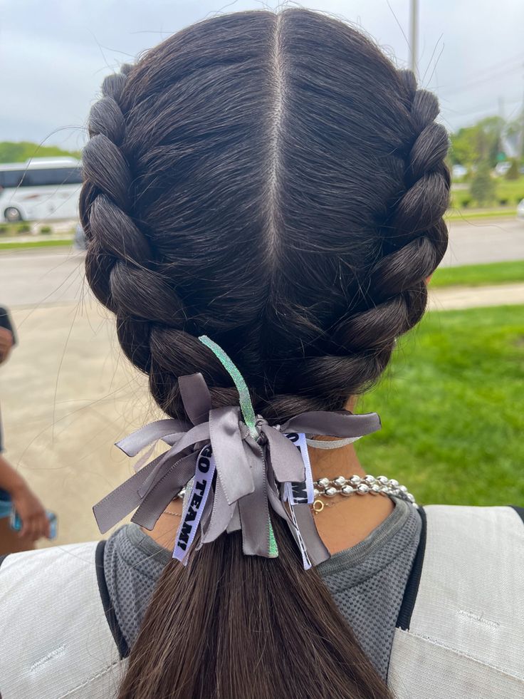 Track Hairstyles With Ribbon, Running Race Hairstyles, Sport Hairstyles With Ribbon, Hairstyles For Track And Field, Track Meet Hair, Easy Track Hairstyles, Track Hair Styles, Cute Track Hair Styles, Xc Hair Styles