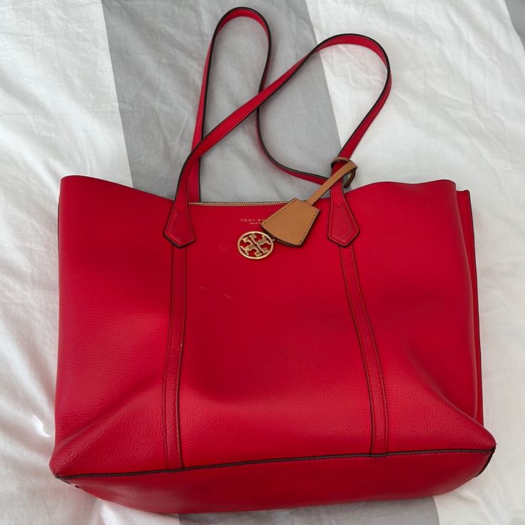 Reselling, Never Used Afterwards, & Down Sizing My Bag Collection. Send An Offer! Classic Red Bags With Leather Handles, Red Travel Bags With Gold-tone Hardware, Red Shoulder Bag With Gold-tone Hardware For Shopping, Red Bags With Branded Hardware For Errands, Red Tote Bag With Gold-tone Hardware, Red Shopping Bag With Branded Hardware, Red Shopping Bags With Gold-tone Hardware, Red Bags With Gold-tone Hardware For Shopping, Red Shopping Bags With Branded Hardware