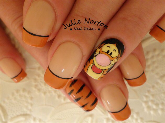 Tigger nails Tigger Nails, Tiger Nails, Disney Acrylic Nails, Peach Nails, Nail Art Disney, Animal Nails, Disney Nails, Nail Art Galleries, Disney Stuff