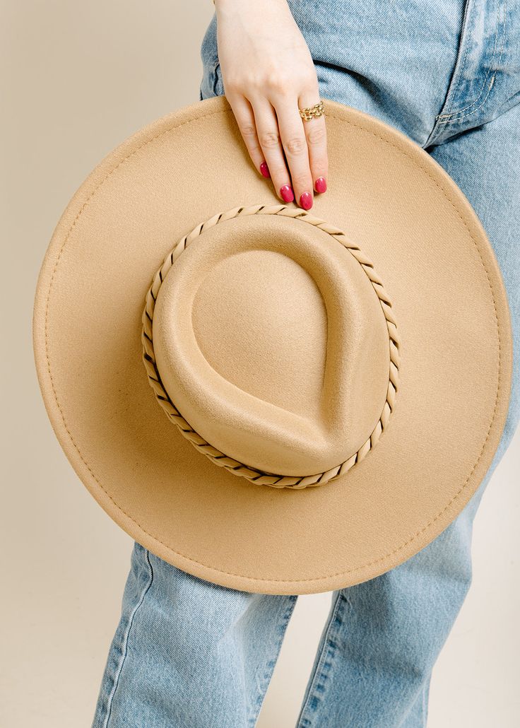 We are obsessed with this cutie tan matte chain hat. This stunning hat is perfect for weekend brunches, trips to Nashville, or other occasions. Style this beauty with a mini dress, heels, and gold accessories for an elevated look One size fits most Adjustable inner string 1 00% Polyester Dress Heels, Weekend Brunch, Stylish Hats, Gold Accessories, Fedora Hat, Perfect Outfit, Chain Link, Online Boutique, Fedora