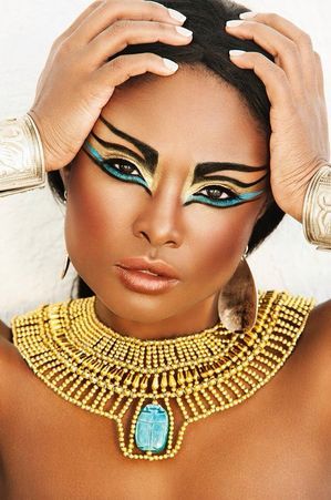 Cleopatra Make-up, Ancient Egyptian Makeup, Egyptian Make Up, Extreme Make-up, Belly Dance Makeup, Carnaval Make-up, Cleopatra Makeup, Smokey Eyes Tutorial, Editorial Make-up