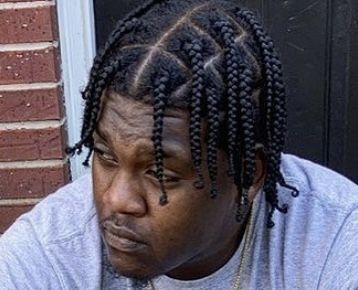 Singles Box Braids, Afro Fade Haircut, Men's Braids, Cornrow Braids Men, Mens Twists Hairstyles, Boondocks Drawings, Hair Twists Black, Cornrow Hairstyles For Men, Feed In Braids Hairstyles