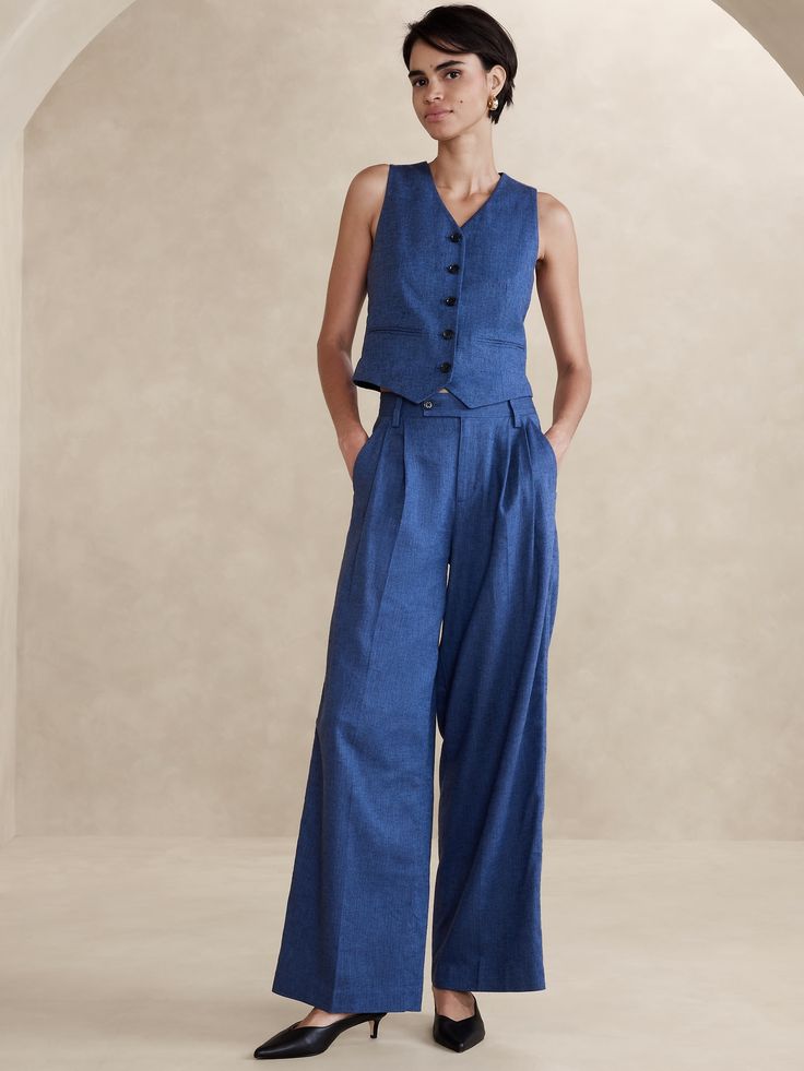 Linen-Blend Wide-Leg Pleated Trouser | Banana Republic Factory Banana Republic Factory, Color Analysis, Sewing Project, Linen Blend, Casual Pants, Banana Republic, Full Length, Wide Leg, Spring Summer